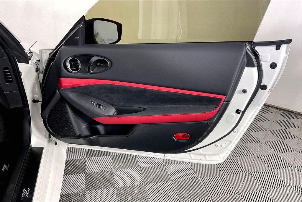New 2026 Nissan Z Performance w/ Floor Mat Package RWD image 17