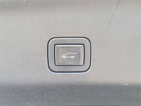 Used 2023 Cadillac Escalade Sport image 13