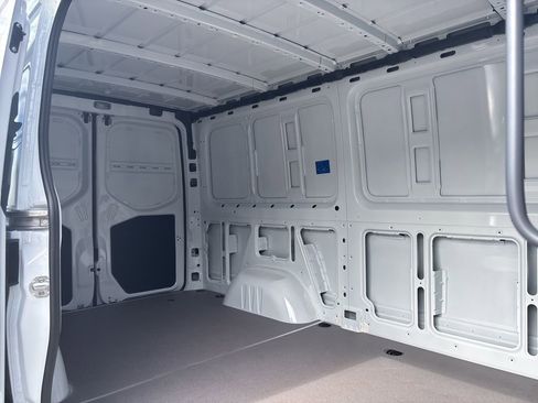 New 2026 Mercedes-Benz Sprinter 2500 image 21