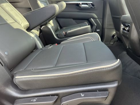 New 2026 Chevrolet Tahoe Premier image 17