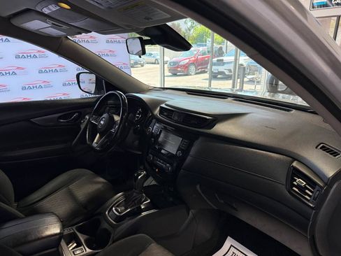 Used 2019 Nissan Rogue SV AWD/4WD image 54