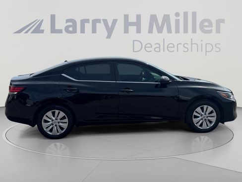 Used 2024 Nissan Sentra S FWD image 6