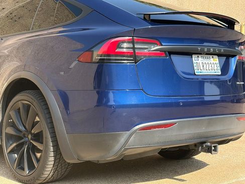 Used 2021 Tesla Model X AWD/4WD image 21
