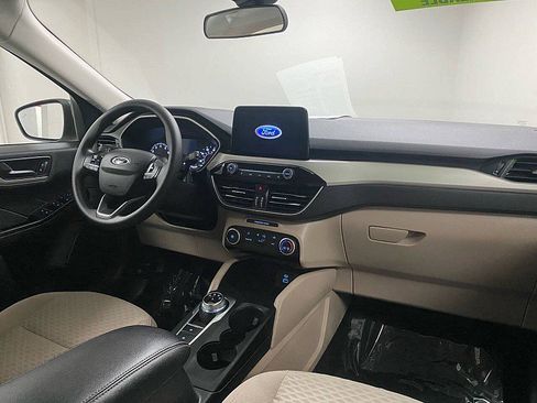 Used 2022 Ford Escape SE image 20