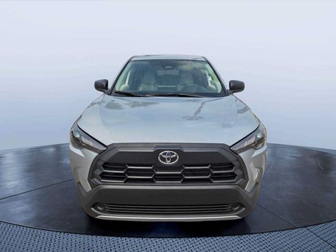 Used 2026 Toyota Corolla Cross L FWD image 8
