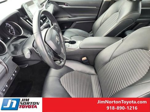 Used 2024 Toyota Camry SE w/ Cold Weather Package image 14