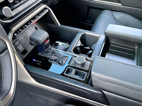 New 2026 Toyota Tundra SR5 AWD/4WD image 7