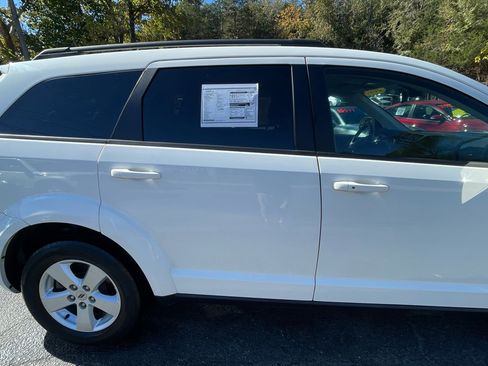 Used 2018 Dodge Journey SE w/ Connectivity Group image 10