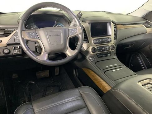 Used 2020 GMC Yukon Denali w/ Open Road Package AWD/4WD image 22