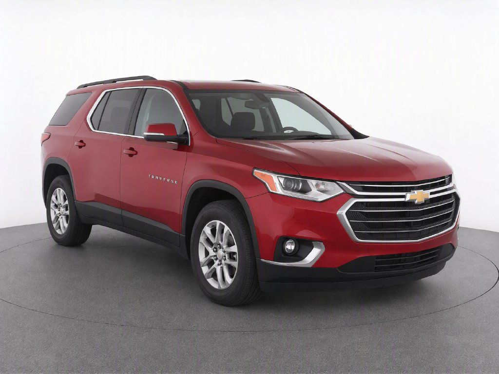 Used 2020 Chevrolet Traverse LT FWD image 2