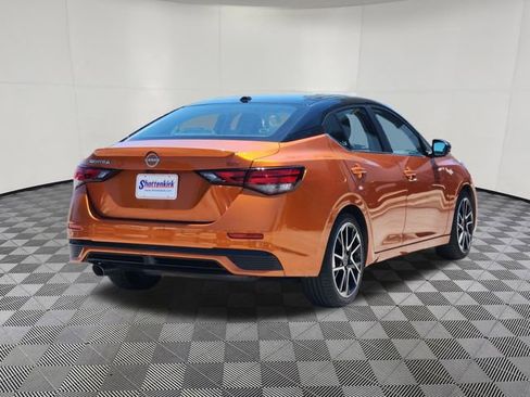 Used 2025 Nissan Sentra SR FWD image 3