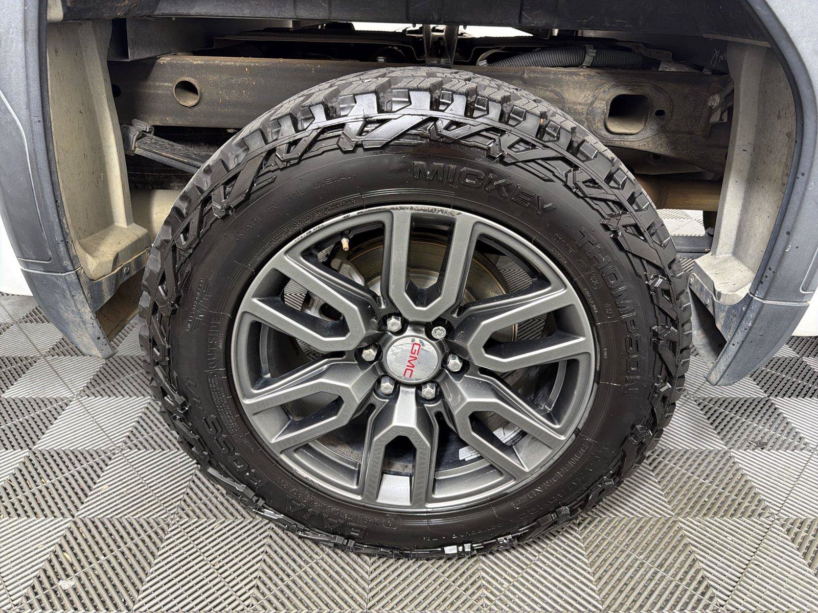 Used 2021 GMC Sierra 1500 AT4 w/ AT4 Premium Package AWD/4WD image 15