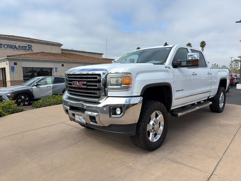 Used 2016 GMC Sierra 2500 SLT w/ Duramax Plus Package AWD/4WD image 1