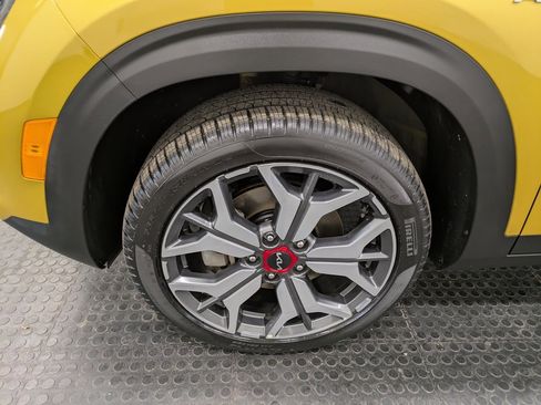 Certified 2022 Kia Seltos SX w/ Sunroof Package image 7