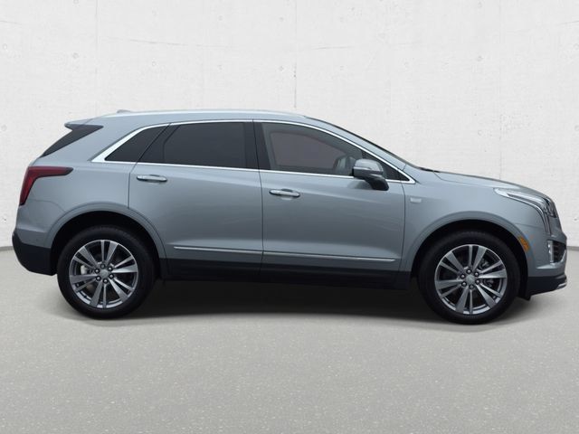 Used 2026 Cadillac XT5 Premium Luxury w/ Driver Assist Package AWD/4WD image 4