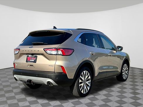 Used 2021 Ford Escape Titanium w/ Class II Trailer Tow Package AWD/4WD image 6