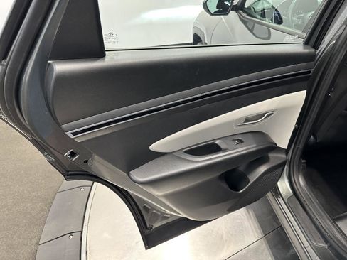 Certified 2023 Hyundai Tucson SE image 24