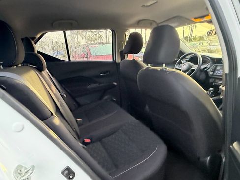 Used 2022 Nissan Kicks SV FWD image 16