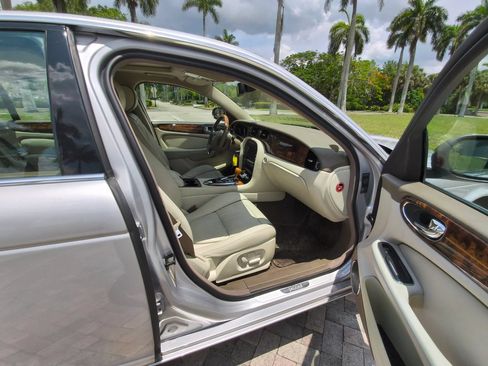 Used 2006 Jaguar XJ Vanden Plas RWD image 39