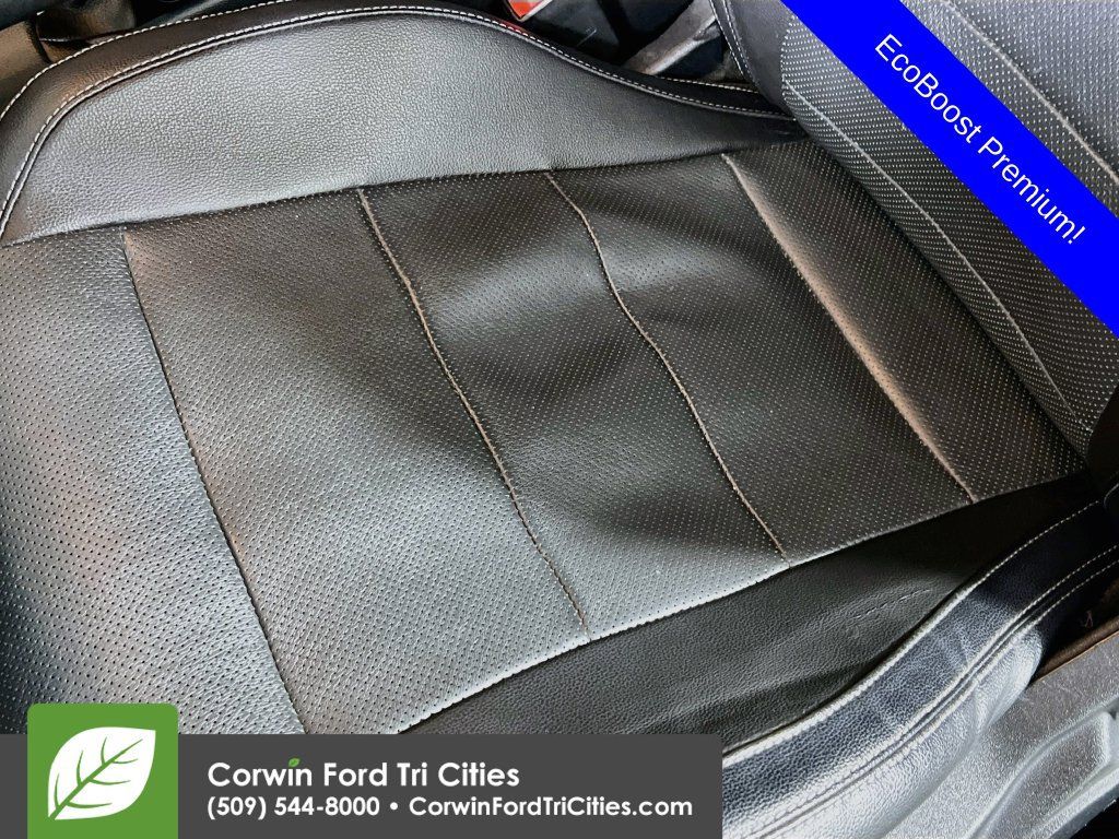 Used 2018 Ford Mustang Premium RWD image 20