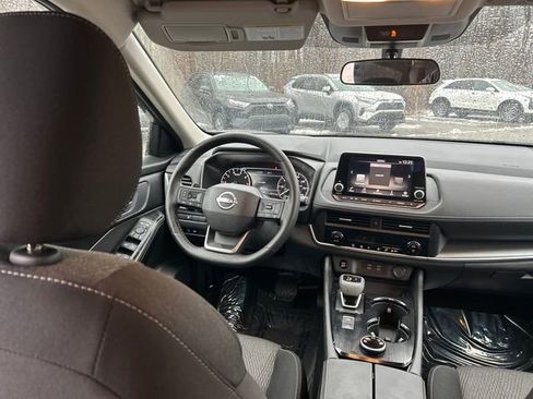 Used 2026 Nissan Rogue SV image 28