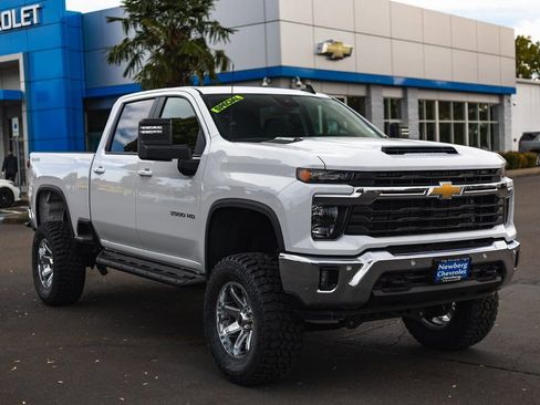 New 2025 Chevrolet Silverado 3500 LT w/ All Star Edition image 6