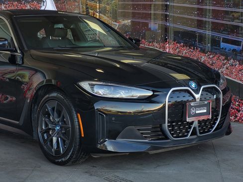 Used 2024 BMW i4 xDrive40i image 2