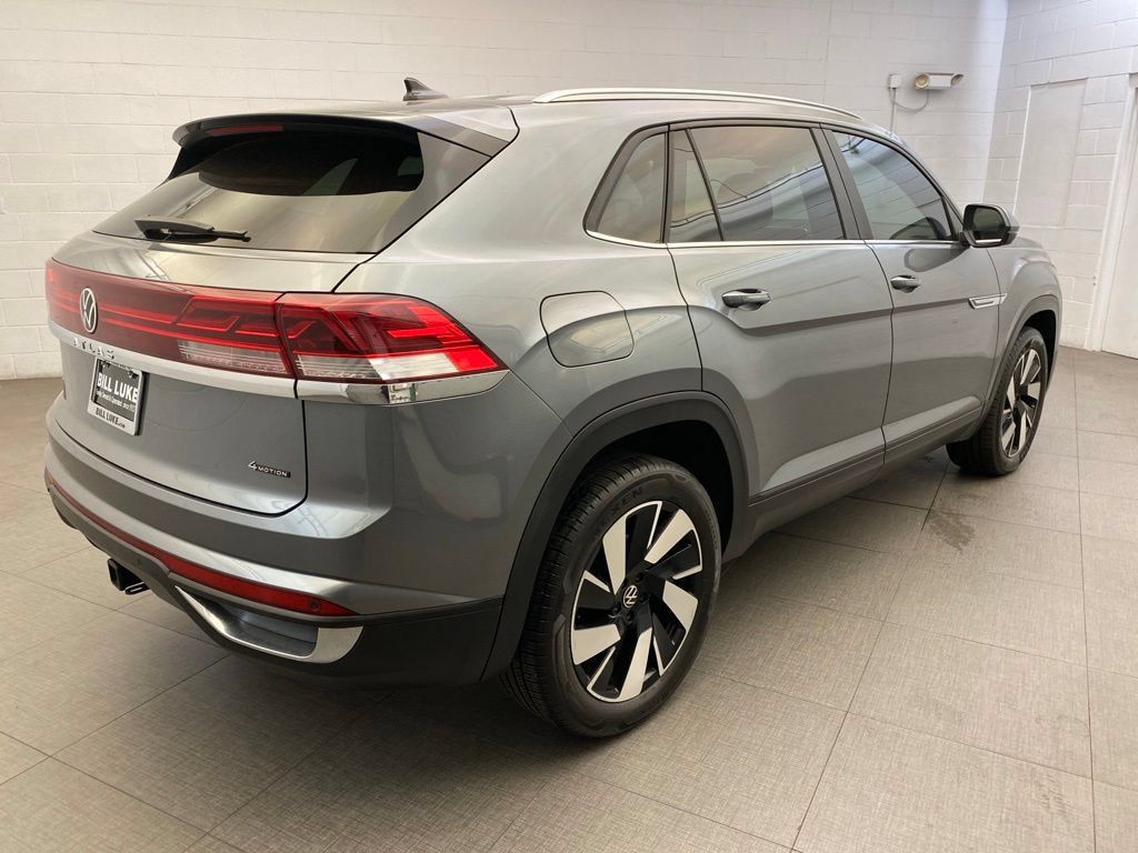 Used 2024 Volkswagen Atlas Cross Sport SE AWD/4WD image 10