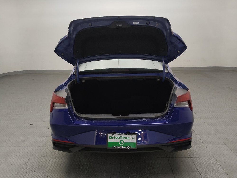 Used 2023 Hyundai Elantra SE FWD image 29