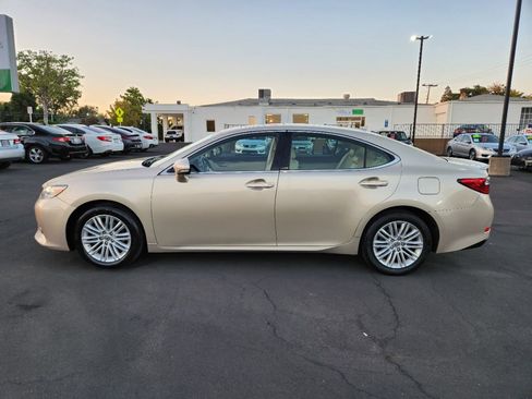 Used 2014 Lexus ES 350 w/ Premium Package image 2