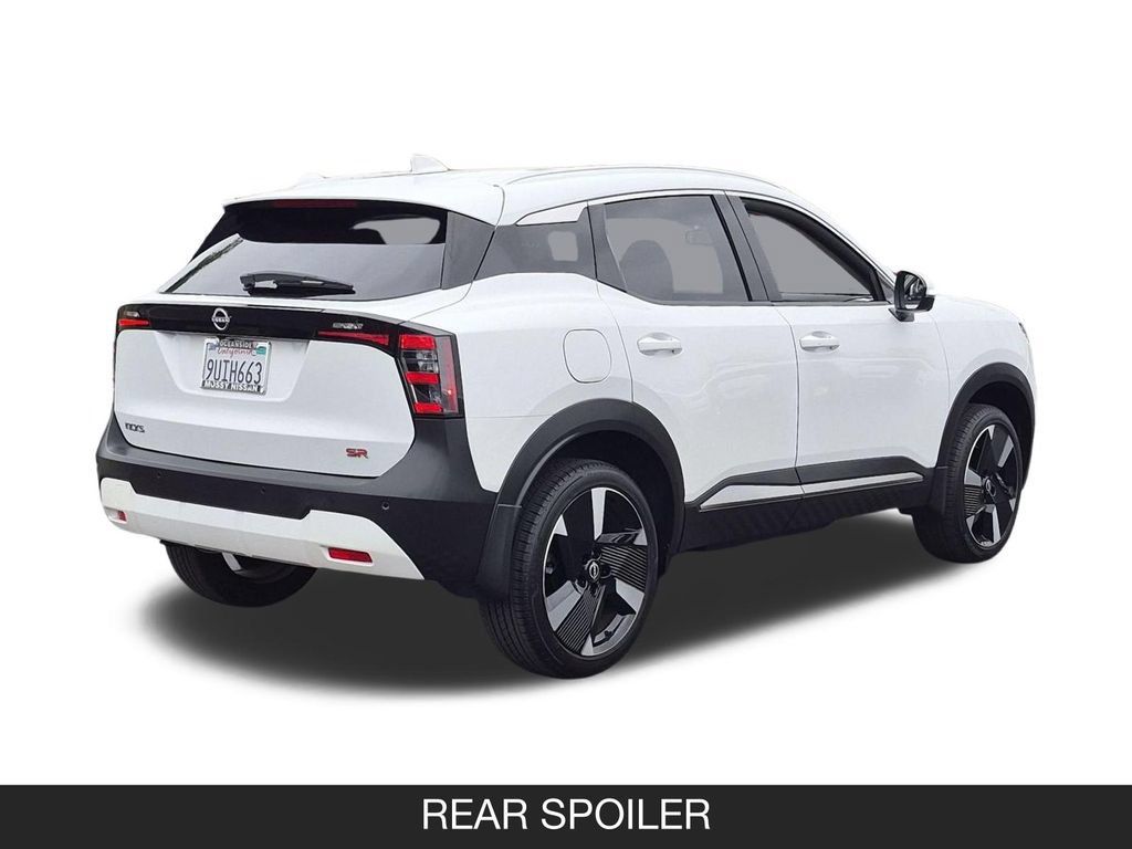 Certified 2025 Nissan Kicks SR FWD image 9