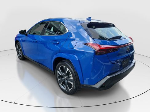 Used 2023 Lexus UX 250h FWD w/ Accessory Package (Z1) image 4