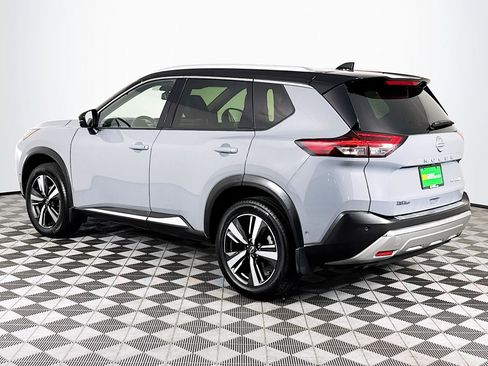 Used 2023 Nissan Rogue Platinum FWD image 6