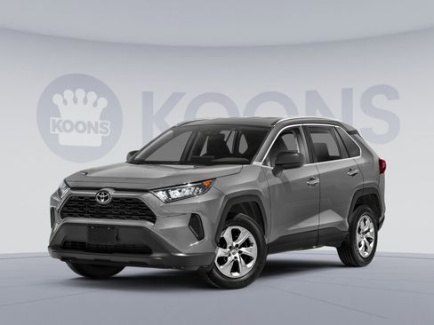 Used 2021 Toyota RAV4 LE AWD/4WD image 1