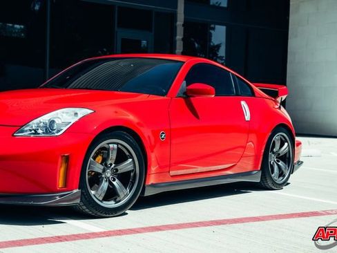 Used 2008 Nissan 350Z NISMO RWD image 39