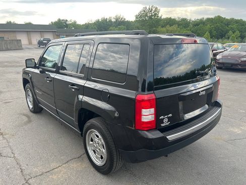 Used 2014 Jeep Patriot Sport w/ Power Value Group AWD/4WD image 8