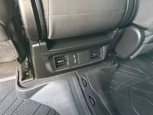 Used 2024 Chevrolet Silverado 1500 Custom w/ Turbomax Blackout Package RWD image 32
