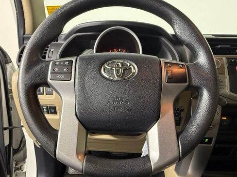 Used 2013 Toyota 4Runner SR5 w/ Convenience Pkg RWD image 17