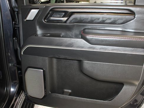 Used 2025 GMC Sierra 2500 AT4X w/ AT4X AEV Edition AWD/4WD image 25