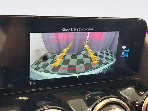 Certified 2022 Mercedes-Benz GLA 250 4MATIC image 17