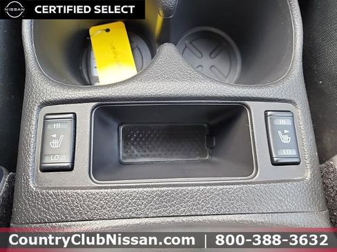 Certified 2018 Nissan Rogue SV w/ Premium Package image 24