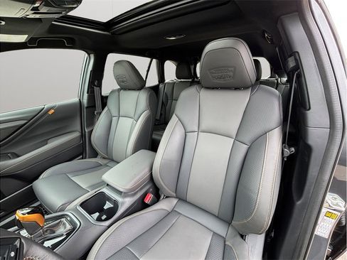 Used 2025 Subaru Outback Wilderness AWD/4WD image 19