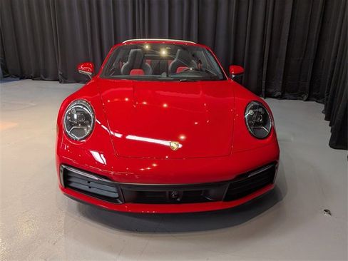 Certified 2022 Porsche 911 Targa 4S w/ Premium Package image 10