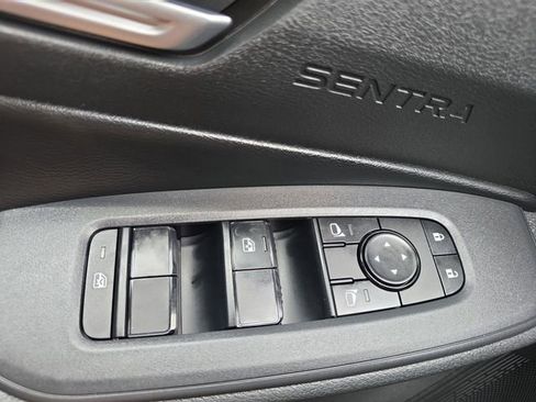 New 2026 Nissan Sentra SV FWD image 30