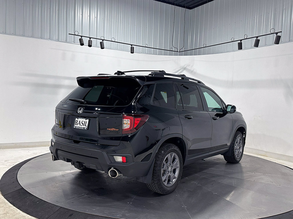Used 2024 Honda Passport TrailSport image 11