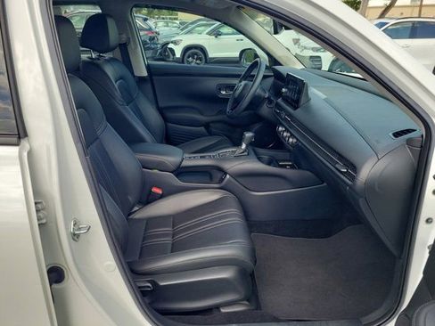 Certified 2024 Honda HR-V EX-L image 7