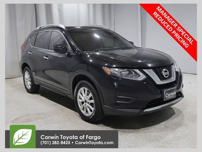 Used 2017 Nissan Rogue SV