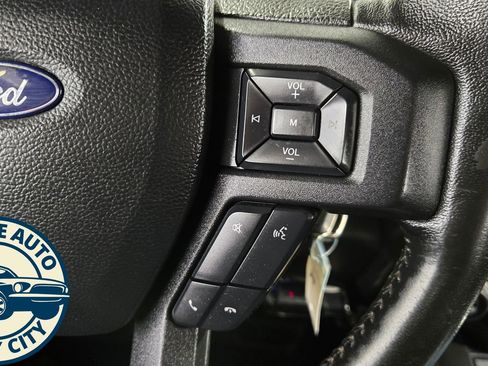 Used 2019 Ford F150 XLT w/ Equipment Group 302A Luxury image 14