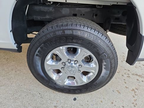 Used 2024 RAM 2500 Big Horn image 30