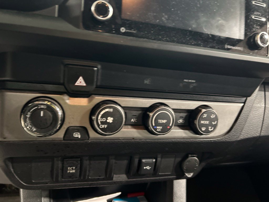 Used 2020 Toyota Tacoma SR w/ SX Package AWD/4WD image 6